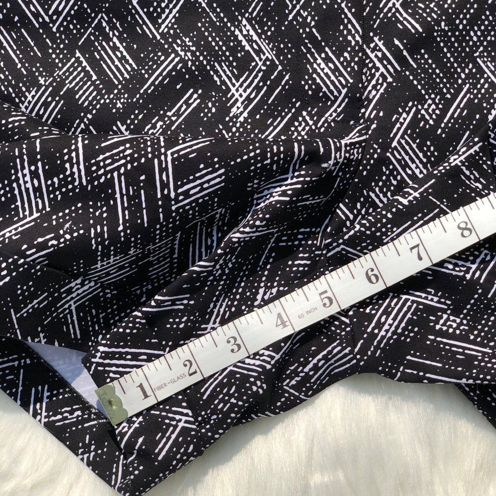 Shorts - Picture 5 of 5